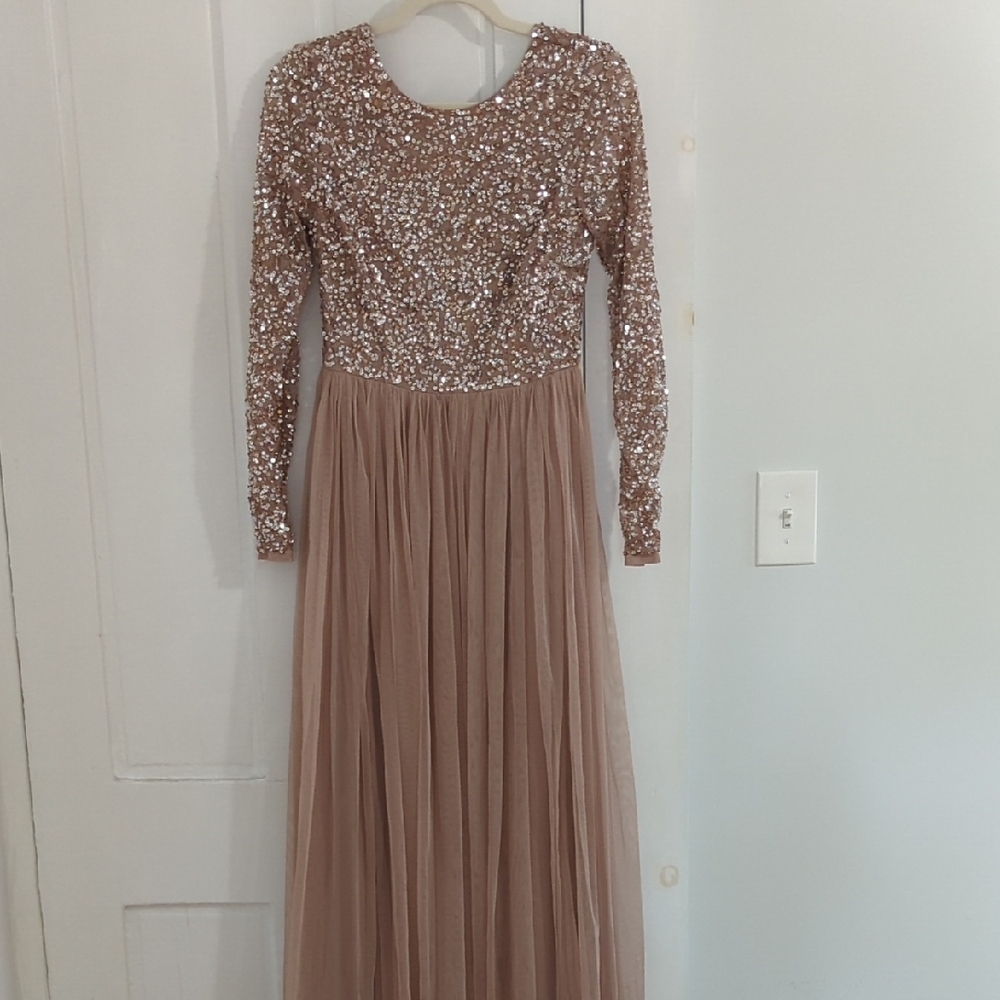 Elegant Sequin Long Sleeve Dress in Brown